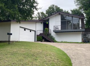 9738 Wisterwood Dr, Dallas, TX 75238