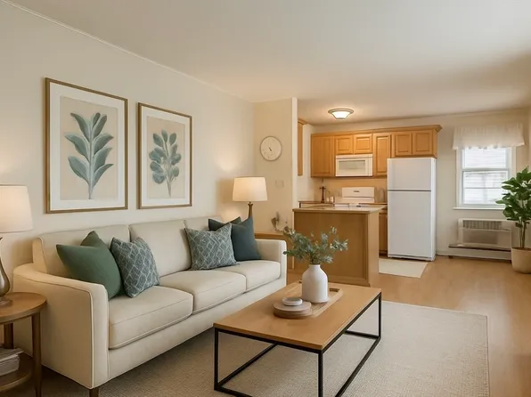 126 Bishop Dr #126, Framingham, MA 01702