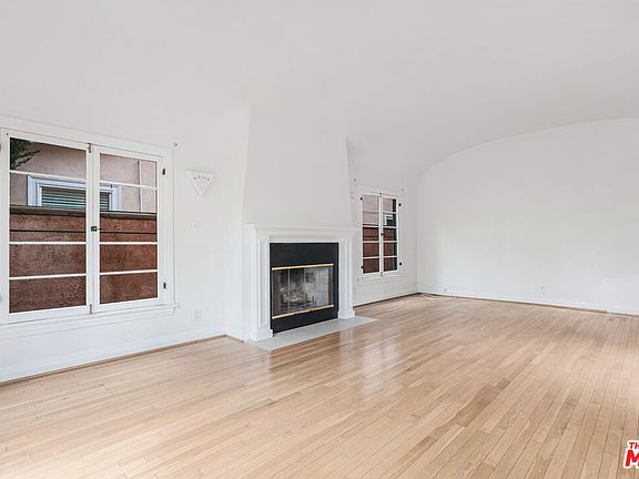 5th image of 127 S Carson Rd