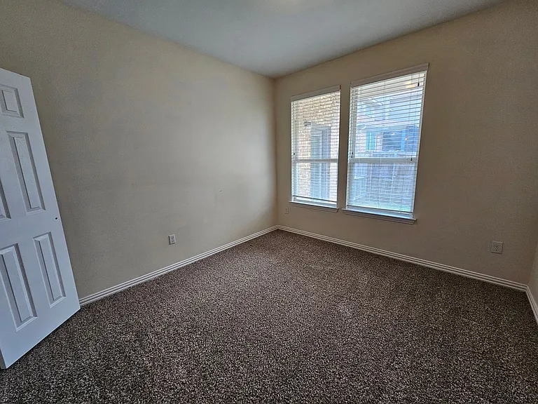 7721 Oak Garden Trl — Photo 15
