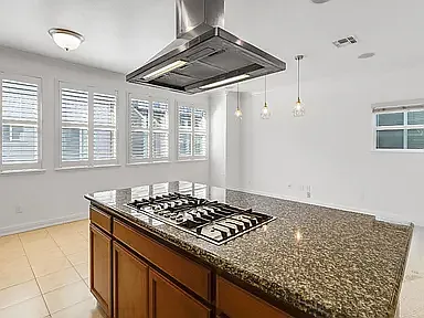2609 Wisteria Way — Photo 9