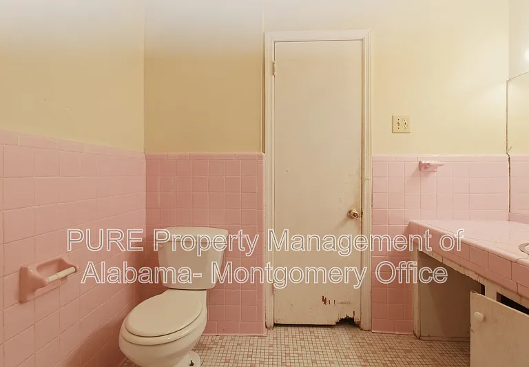 1308 Rosa L Parks Ave — Photo 2
