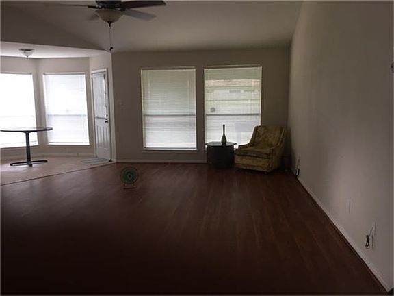 2nd image of 19703 Longdale Ct