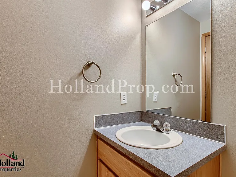 15470 SW Donna Ct — Photo 7