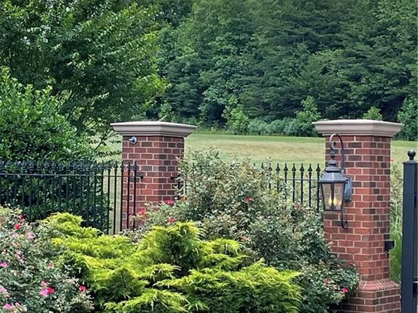 Ingleside Way Lot 2, Pilot Mountain, NC 27041