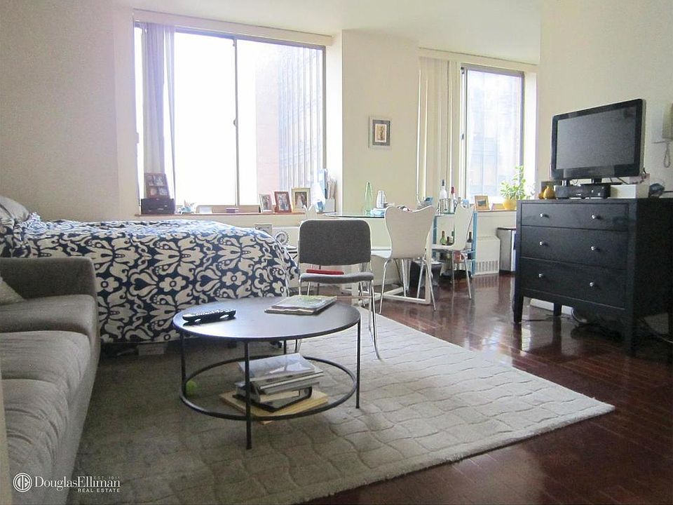 1st image of 232-236 E 47th St #25D