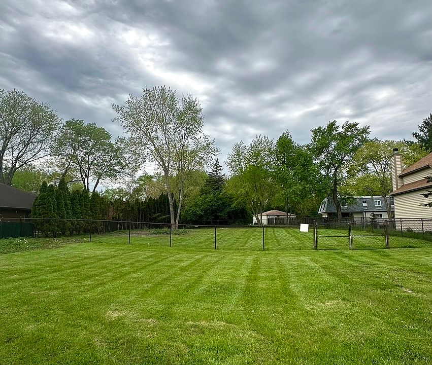 1st image of 6522 Bentley Ave