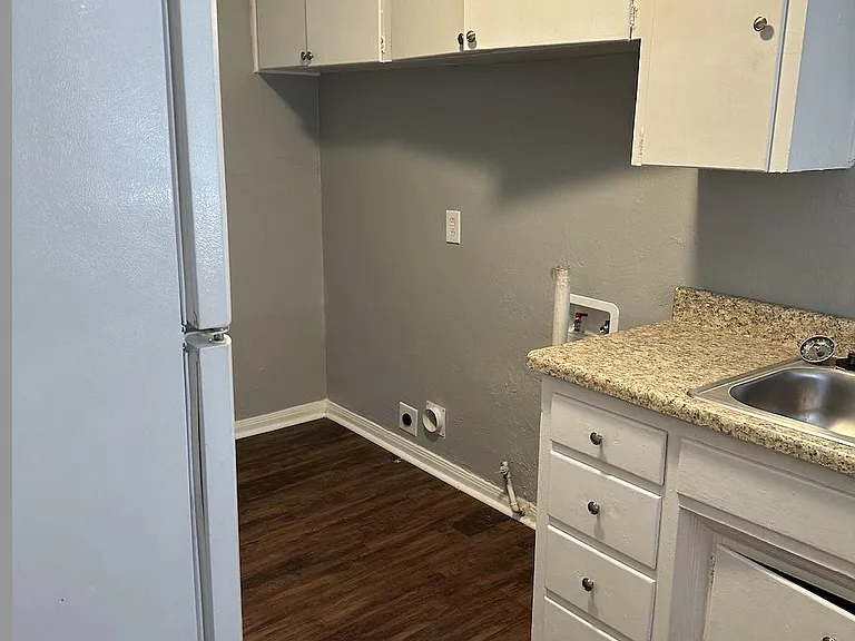 536 Babb Dr — Photo 12