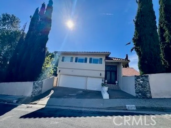 2101 Hercules Dr, Los Angeles, CA 90046