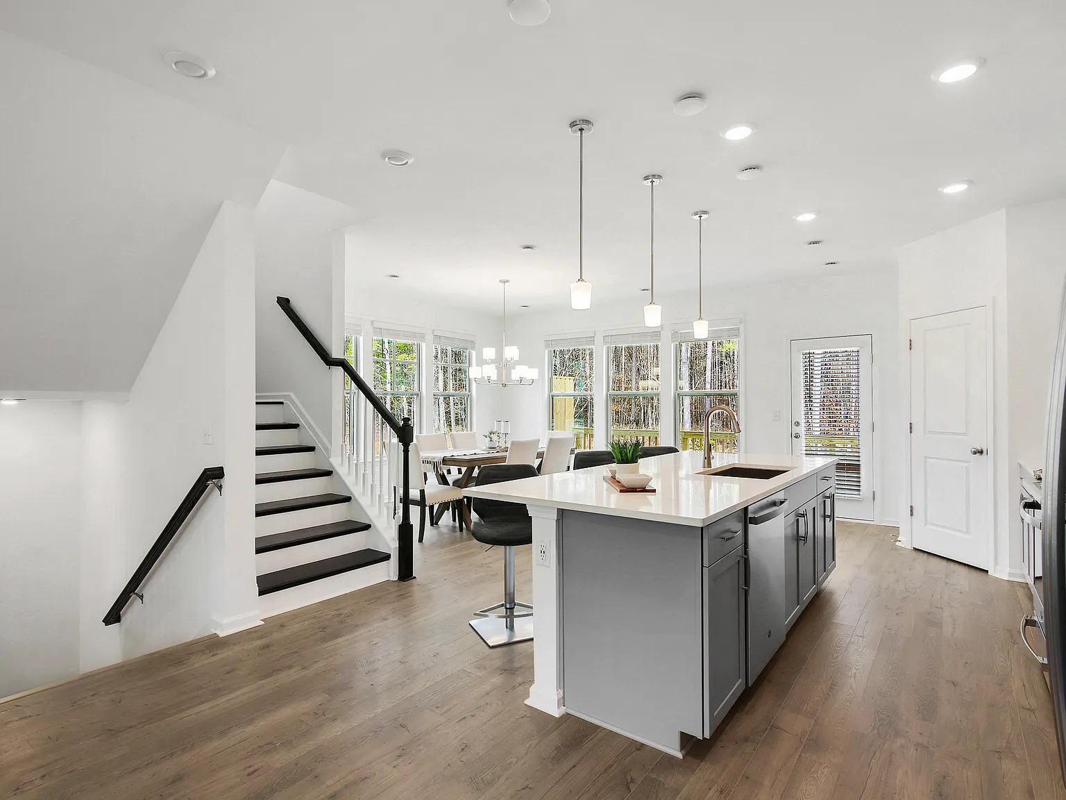 Greystone Townhomes — Photo 4