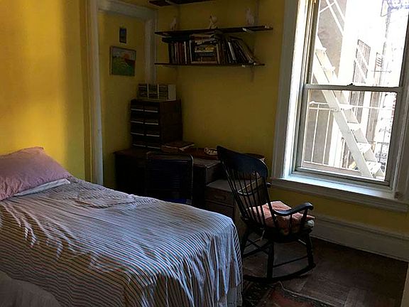 3rd image of 28 E 94th St #34