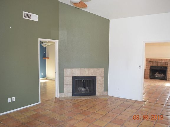 3rd image of 2209 W Runion Dr