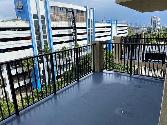 5th image of 3410 Coral Way APT 802