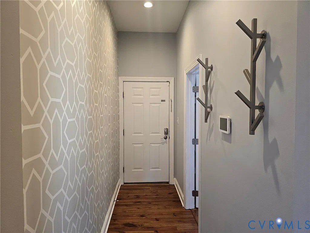 2 bed, 1.0 bath, 1386 sqft, $2,295 — Photo 4