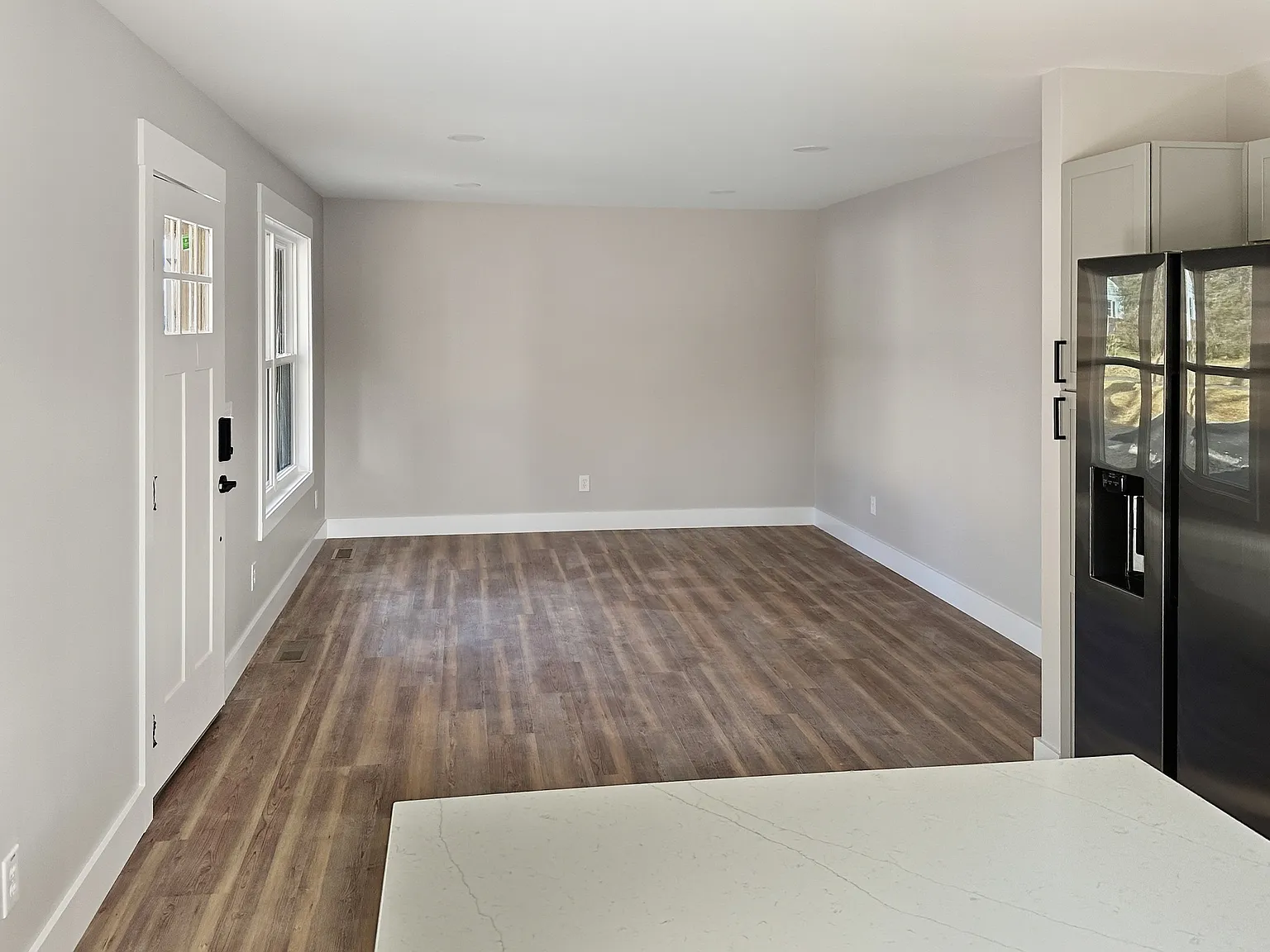 2 bed, 960 sqft, $1,750 — Photo 3