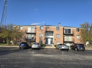703 Stratford Dr E APT 9, Bourbonnais, IL 60914