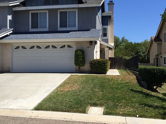 2nd image of 2209 Manzana Way