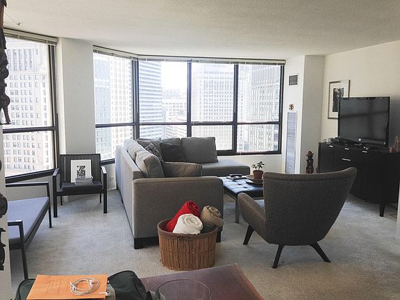 3rd image of 405 N Wabash Ave Unit 1411