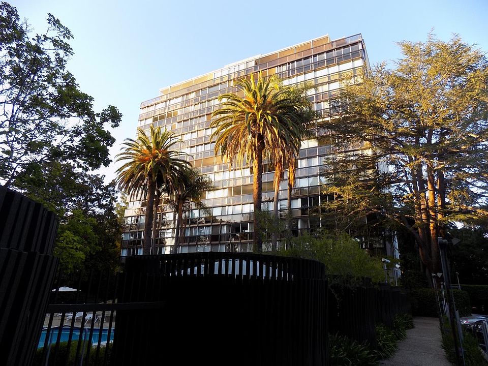 1st image of 101 Alma St APT 1001