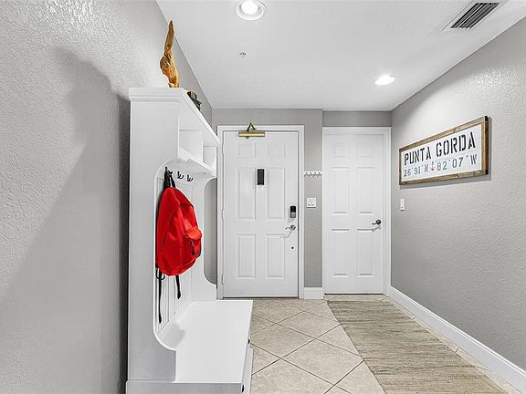 3rd image of 3020 Matecumbe Key Rd APT 106