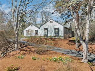 52 Clubhouse Dr, Bourne, MA 02532
