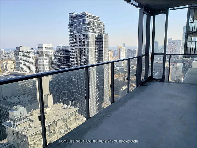 7 Grenville St #3406 — Photo 14