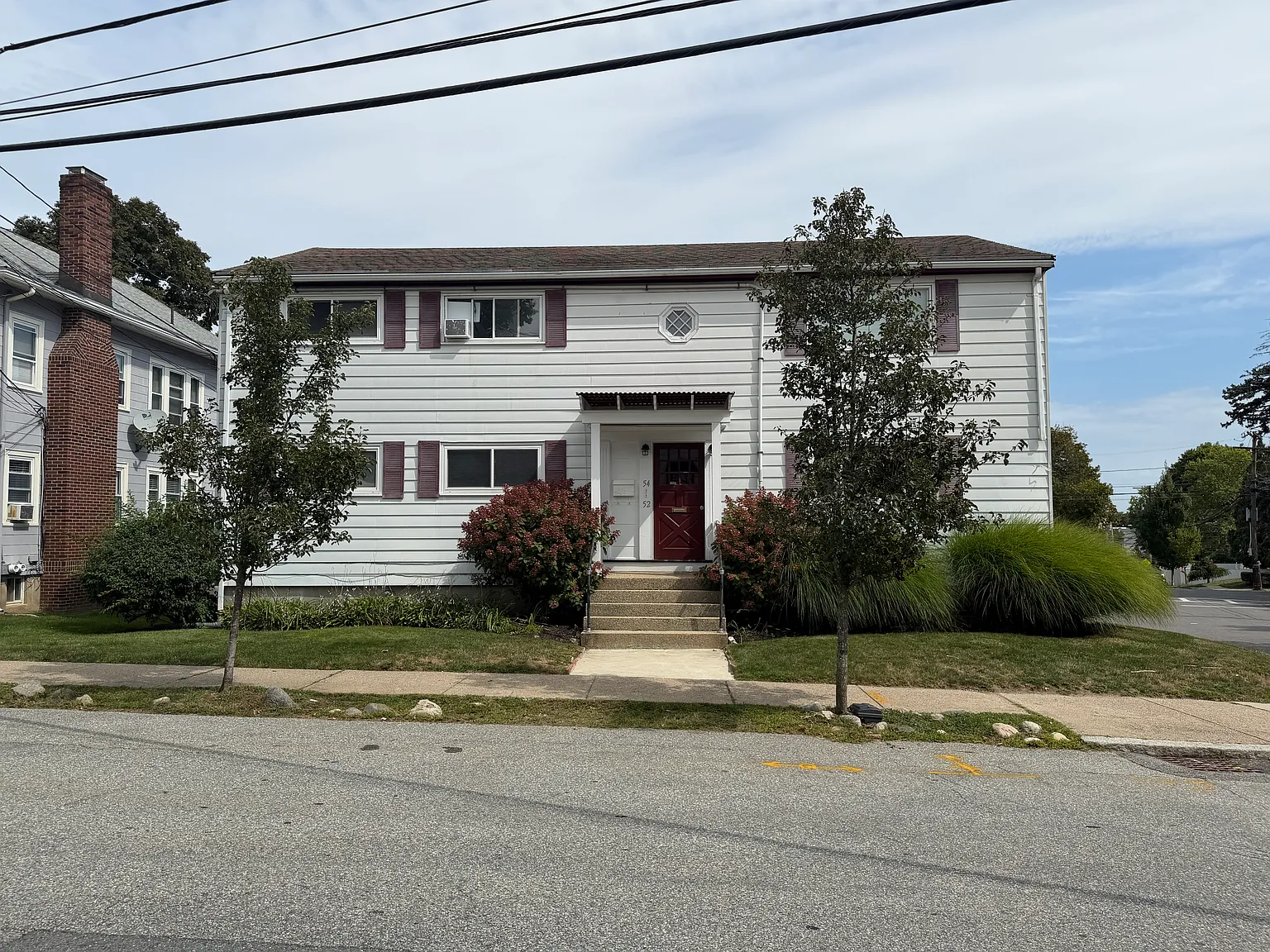 3 bed, 1196 sqft, $3,200 — Photo 1