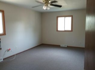 1618 15th St S, Fargo, ND 58103