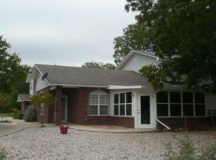 401 W North Ave, Lampasas, TX 76550