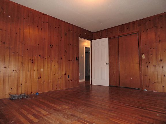 Bedroom #1