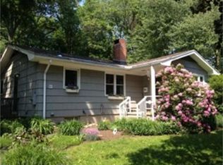70 Eames Ave, Amherst, MA 01002