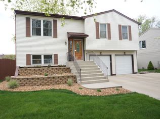 20612 S Acorn Ridge Dr, Frankfort, IL 60423