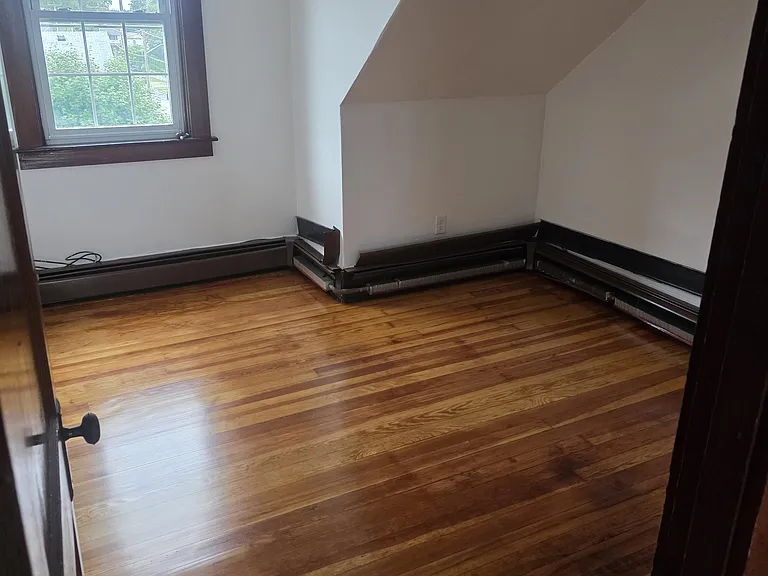 19 Stephen St #3 — Photo 10