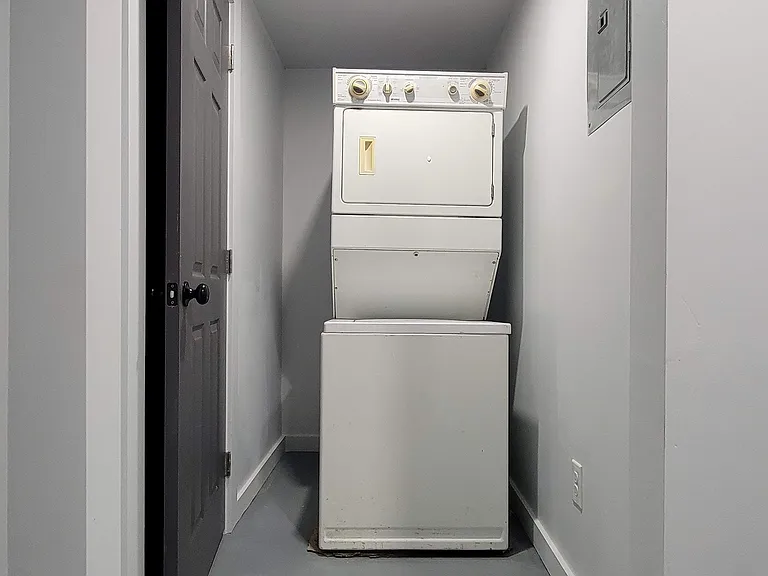 2517 Ryne St NW #2 — Photo 5