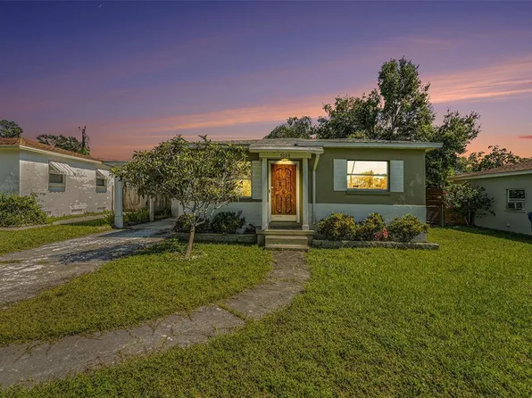 5028 Oxford Ave N, Saint Petersburg, FL 33710