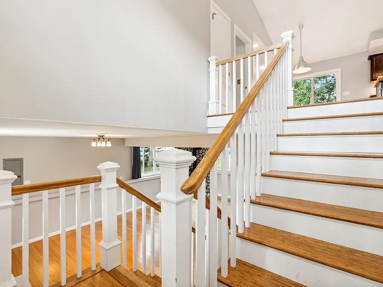 61 Julian Huxley Ln — Photo 20