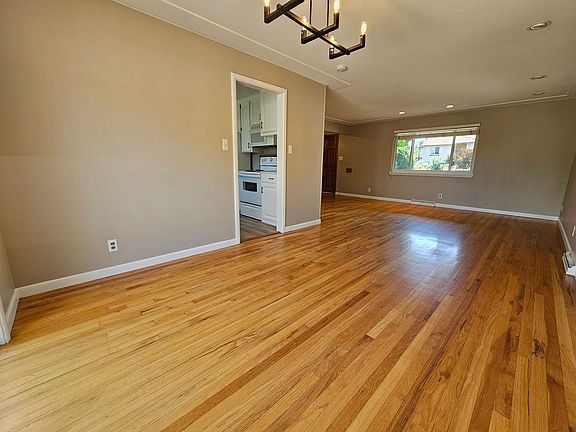 5th image of 5733 E Iowa Ave