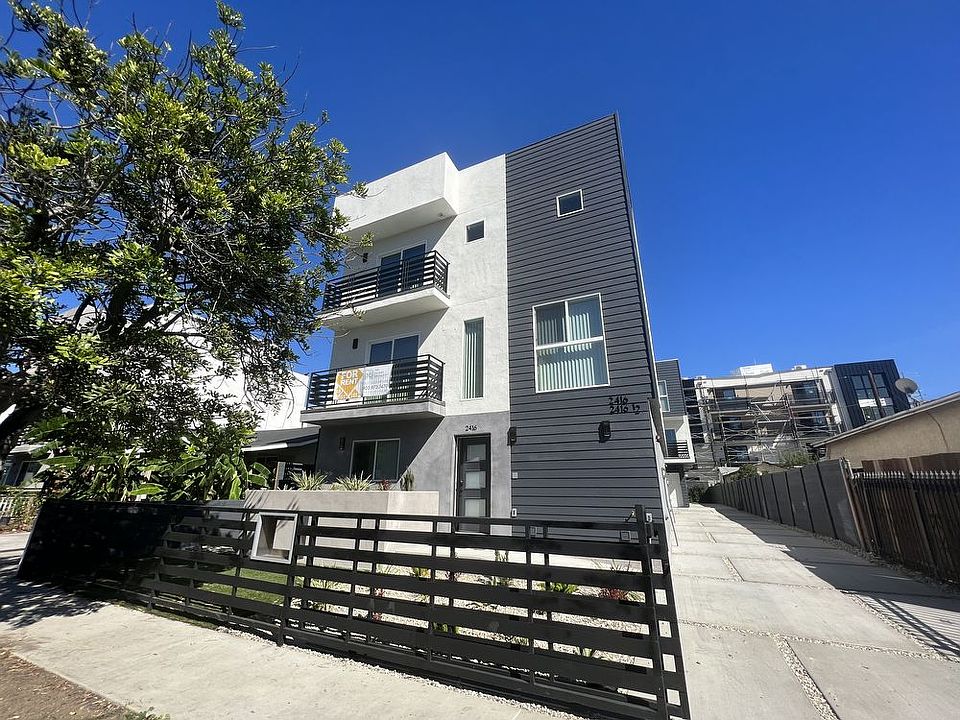 1st image of 2418 Carmona Ave