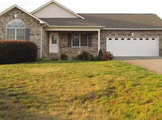 26 Browning Dr, Taylorsville, NC 28681