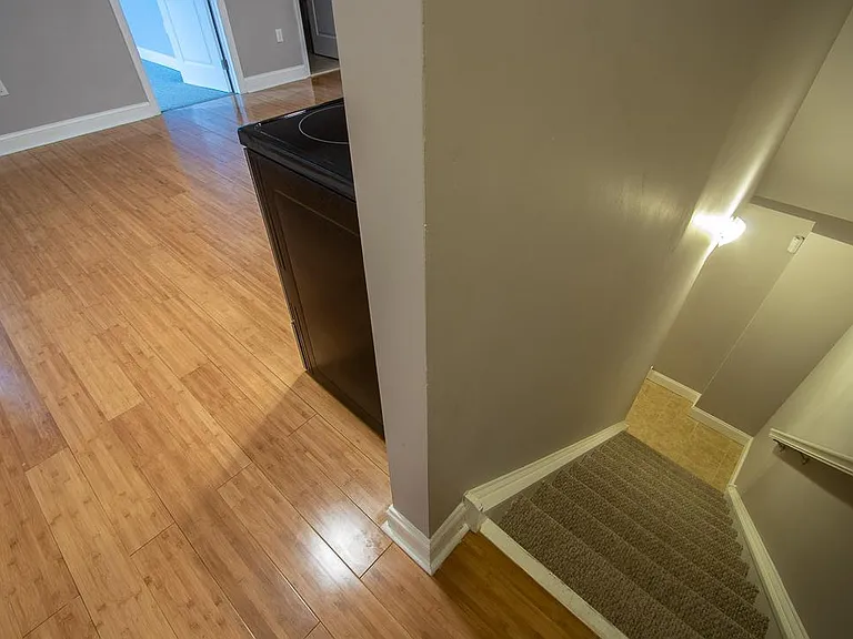 4111 Ludlow St #1R — Photo 8