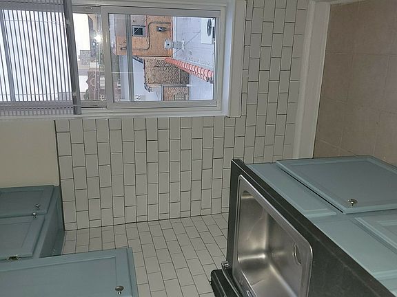 5th image of 5301 N Ashland Ave APT 310