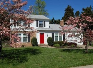 205 Morven Park Rd NW, Leesburg, VA 20176