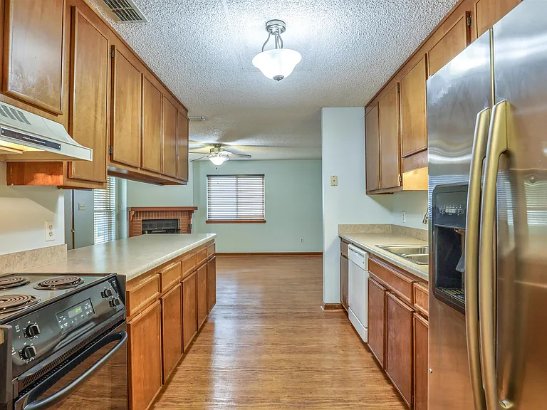 1609 Willow Bend Way #A — Photo 16
