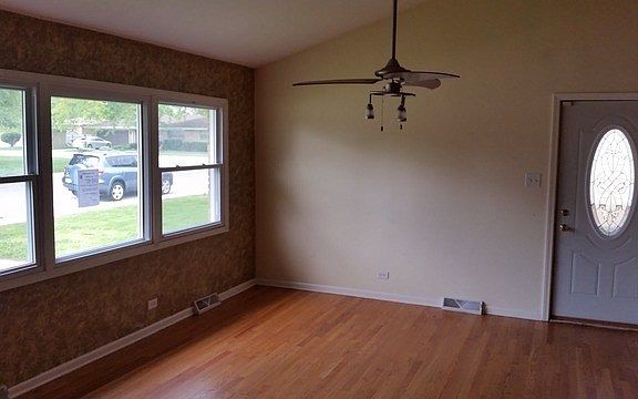 2nd image of 15311 Ingleside Ave