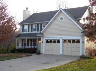 1631 Candlewood Dr, Leavenworth, KS 66048