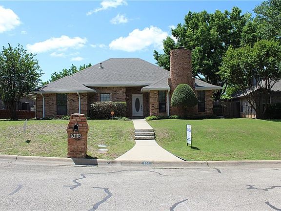 2nd image of 903 Smokerise Cir