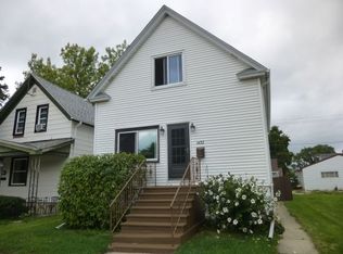 1432 Missouri Ave, South Milwaukee, WI 53172