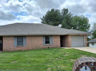 104B Cottage Cir, Elizabethtown, KY 42701
