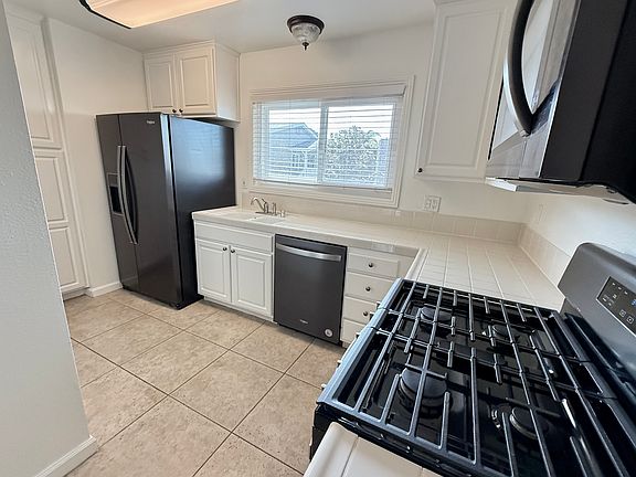 5th image of 718 Buena Tierra Way Unit 179