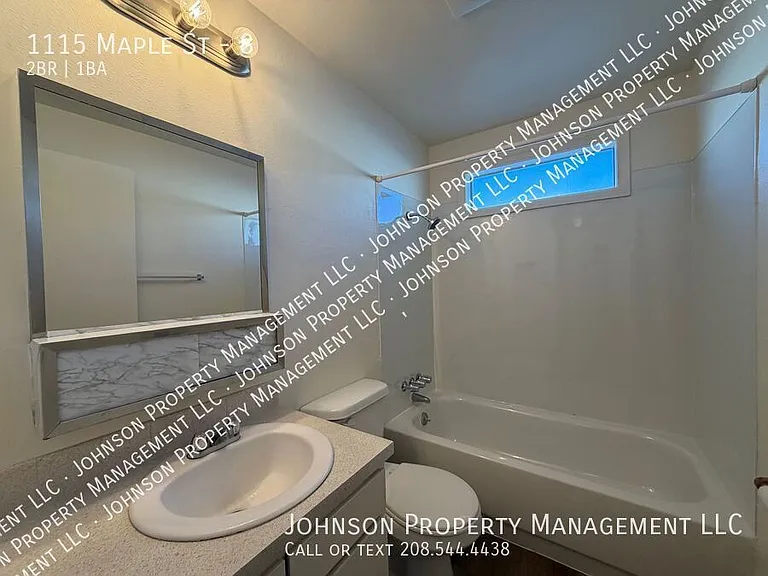 1115 S Maple St #8 — Photo 11